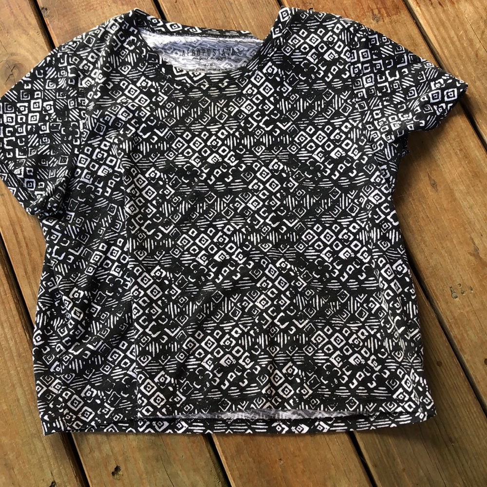 short sleeve t-shirt